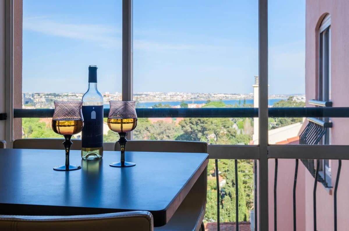 Luxury Sea View Apartment Cascais Exterior photo